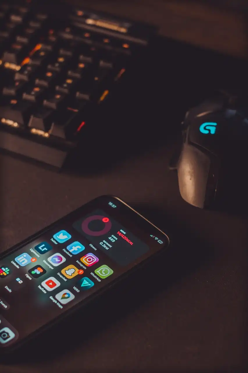 iPhone & Android Support